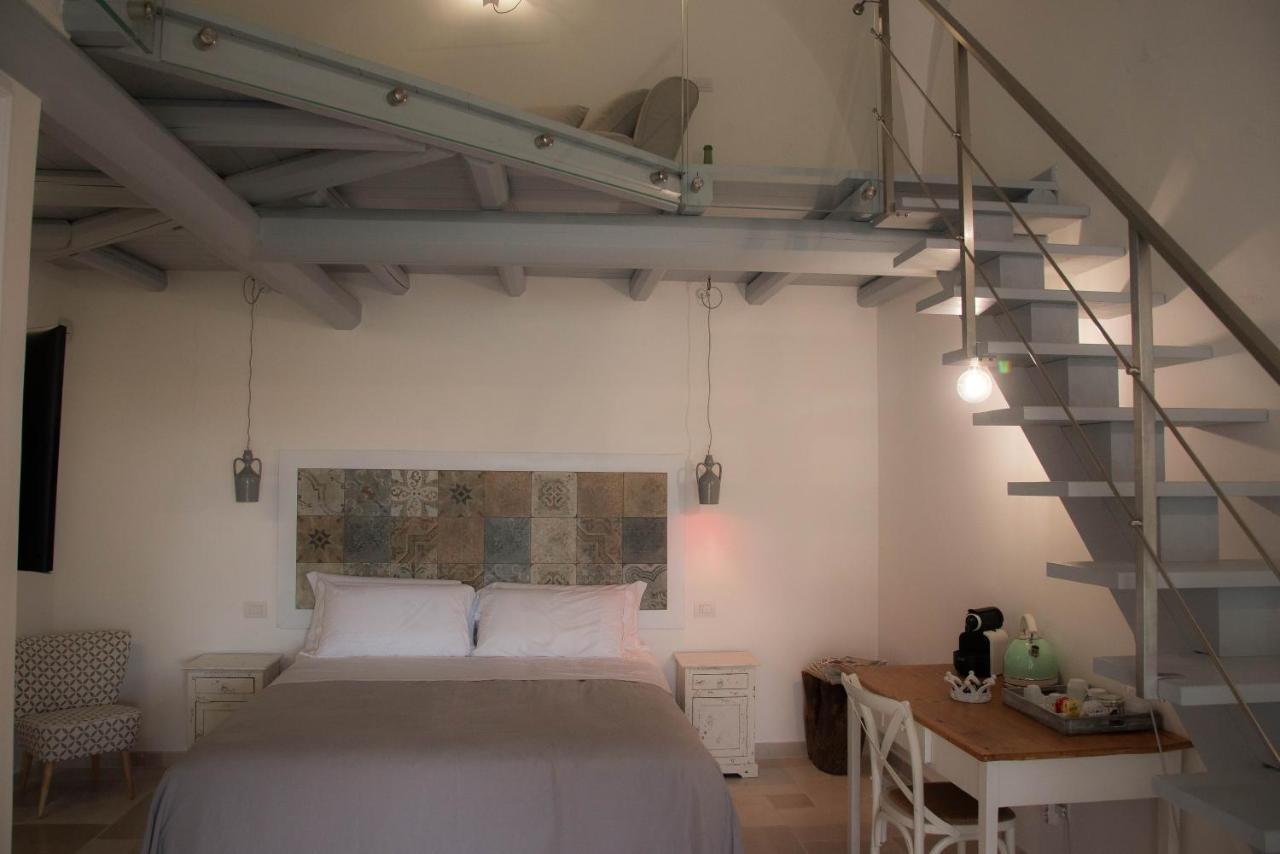 Dimora Del Duca, Masseria B&B Di Charme 蒙泰罗尼迪莱切 外观 照片