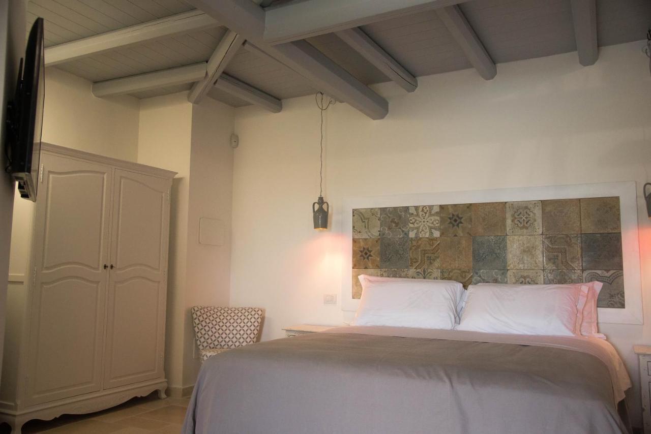 Dimora Del Duca, Masseria B&B Di Charme 蒙泰罗尼迪莱切 外观 照片